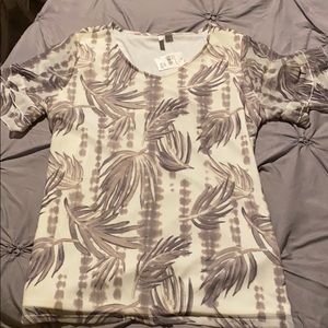 NWT Neutral Palm Leaf Blouse